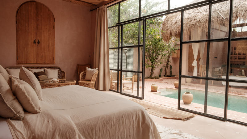 מפיץ ריח חשמלי